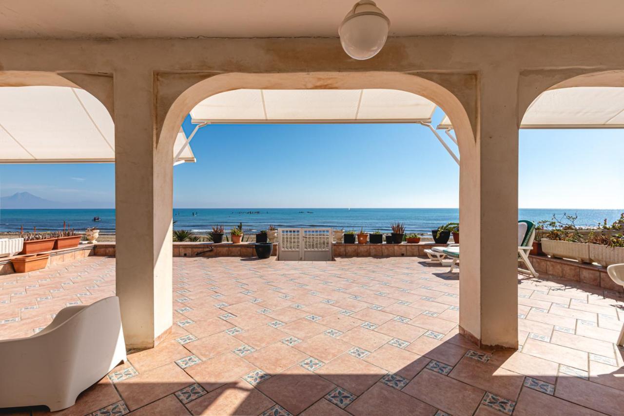 Beachfront Bliss: Apartamento A Pie De Playa 阿利坎特 外观 照片