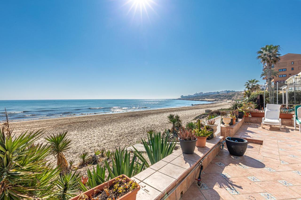 Beachfront Bliss: Apartamento A Pie De Playa 阿利坎特 外观 照片